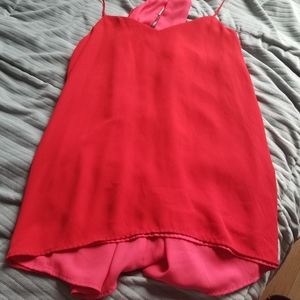 Express Red tank size M